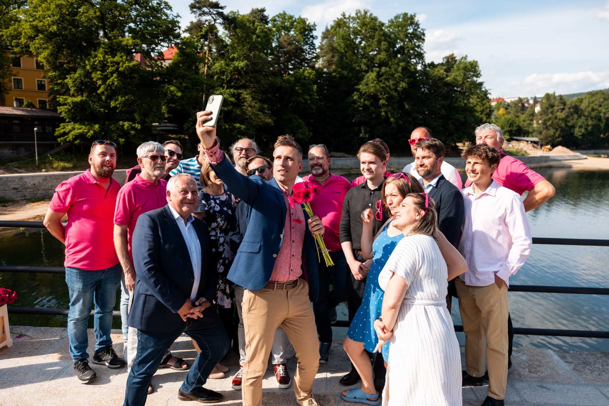 Skupinové selfie týmu